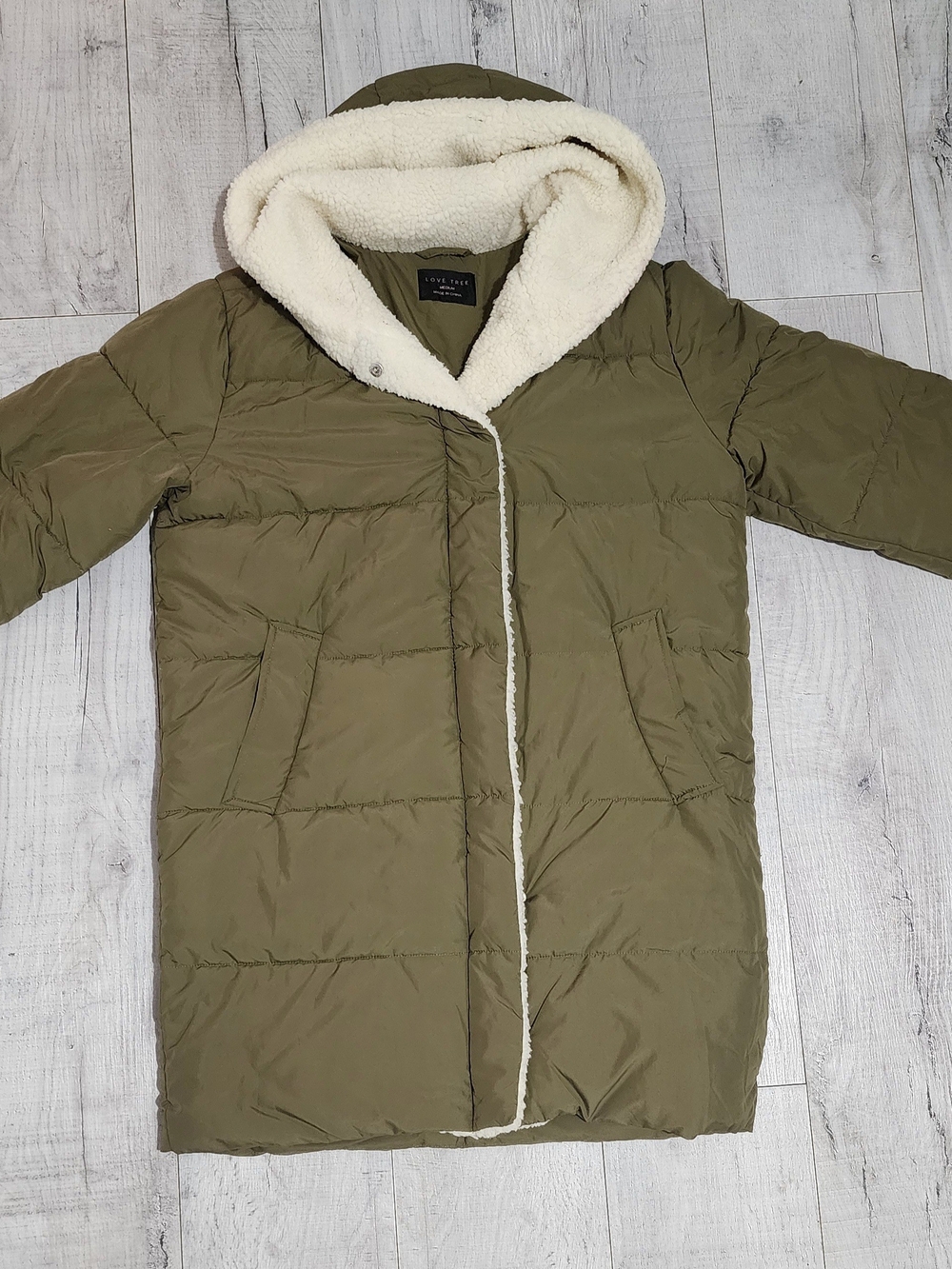 Love Tree Olive Green Puffer Coat with Cream Sherpa Trim - Picture 3 of 5